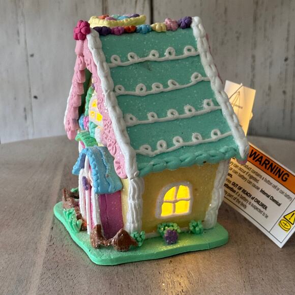 Easter Gingerbread House Tabletop Claydough LED light up Pink Green Pastel 30E36 - Picture 12 of 14